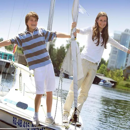 Exklusives Skandinavisches Holiday home Rechlin